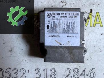Volkswagen Golf Airbag Beyni (SRS) 1K0909605R çıkma parça