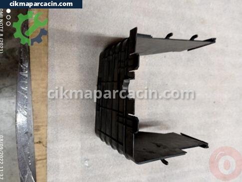 Audi A3 Akü Kapağı çıkma parça