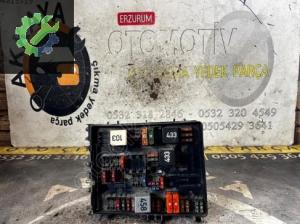 1K0937124H VW CADDY-TOURAN-SCİROCCO ÇIKMA SİGORTA KUTUSU