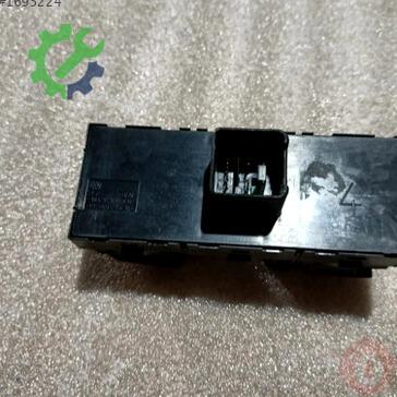 Volkswagen Golf Cam 1K4959857B çıkma parça
