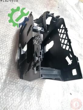 Volkswagen Jetta Orta Konsol 1K5864251C çıkma parça