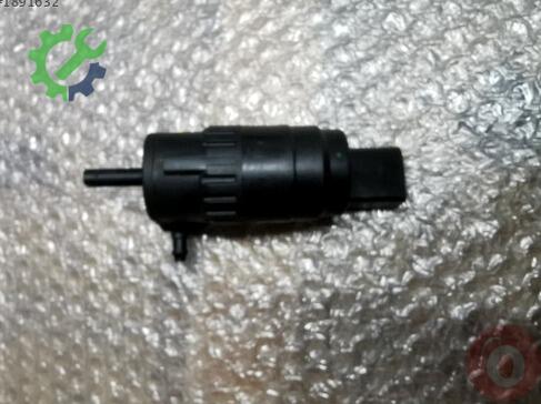 Volkswagen Golf Silecek Motoru 1K6955651 çıkma parça