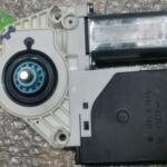 Volkswagen Golf Orijinal Çıkma Cam Motoru 1Q0959701H