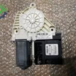 Volkswagen Golf Orijinal Çıkma Cam Motoru 1Q0959701H