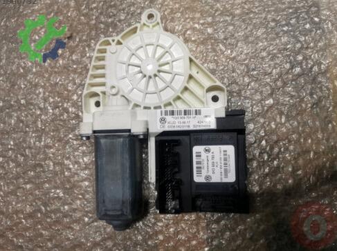 Volkswagen Golf Cam Motoru 1Q0959701H çıkma parça