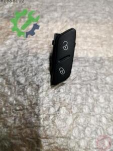 Cam Volkswagen Scirocco 2022 Çıkma 1Q0962125B