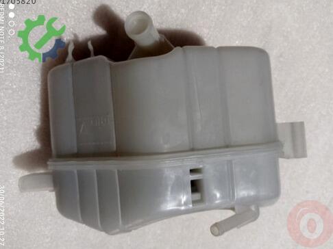 Volkswagen Caddy Yedek Su Deposu 1S0121407H çıkma parça