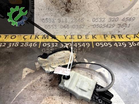 Skoda Fabia Sağ Arka Kapı Kilidi 1S4839016C çıkma parça