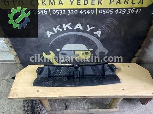Volkswagen Touran Hava Kanalı 1T0815681 çıkma parça