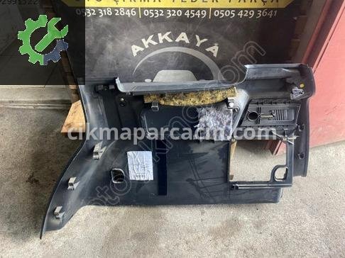 Volkswagen Touran Sol Yan Panel 1T0867035 çıkma parça