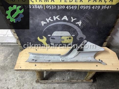 Volkswagen Touran Ön Cam 1T0867233J çıkma parça
