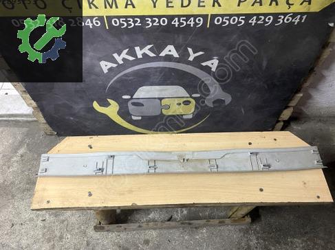 Volkswagen Touran Trim 1T0867625 çıkma parça