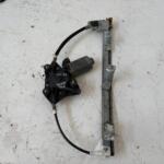 ALFA ROMEO 156 SAĞ ÖN KAPI CAM KRİKOSU
