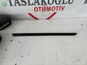 VOLKSWAGEN JETTA SOL ÖN KAPI İÇ SIYIRICI FİTİL