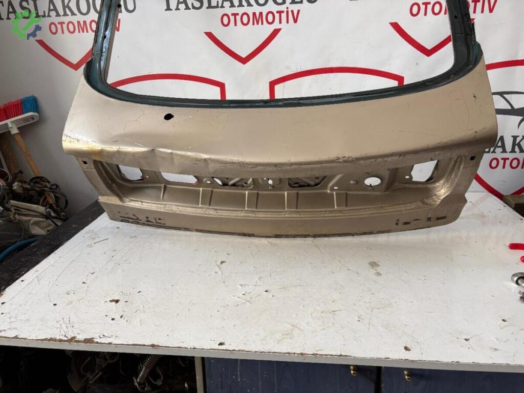 Renault Laguna Bagaj Kapağı çıkma parça