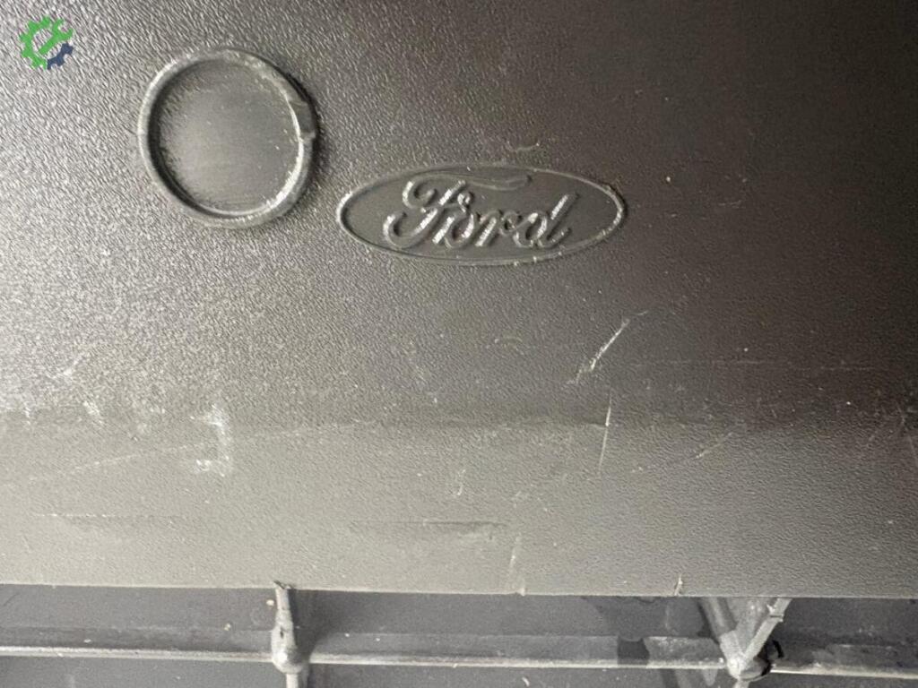Ford Focus Tampon Izgarası 8M5117B968A çıkma parça