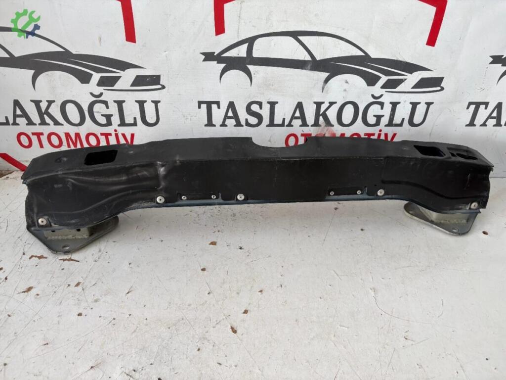 Fiat Egea Arka Tampon Demiri çıkma parça