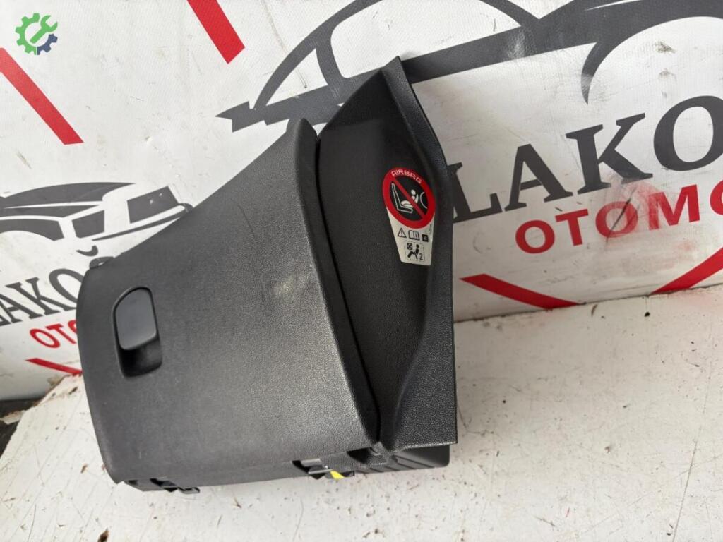 Opel Corsa Torpido Kapağı çıkma parça