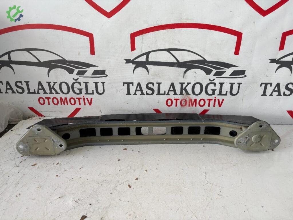 Fiat Egea Arka Tampon Demiri çıkma parça
