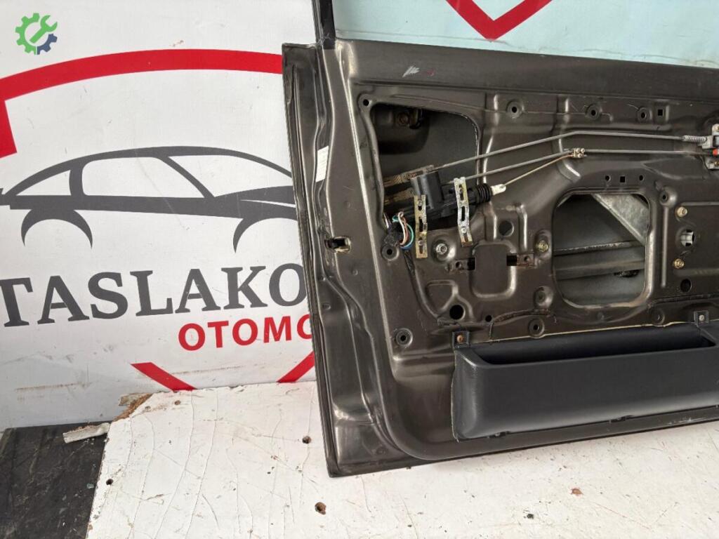 Subaru Justy Sol Ön Kapı çıkma parça