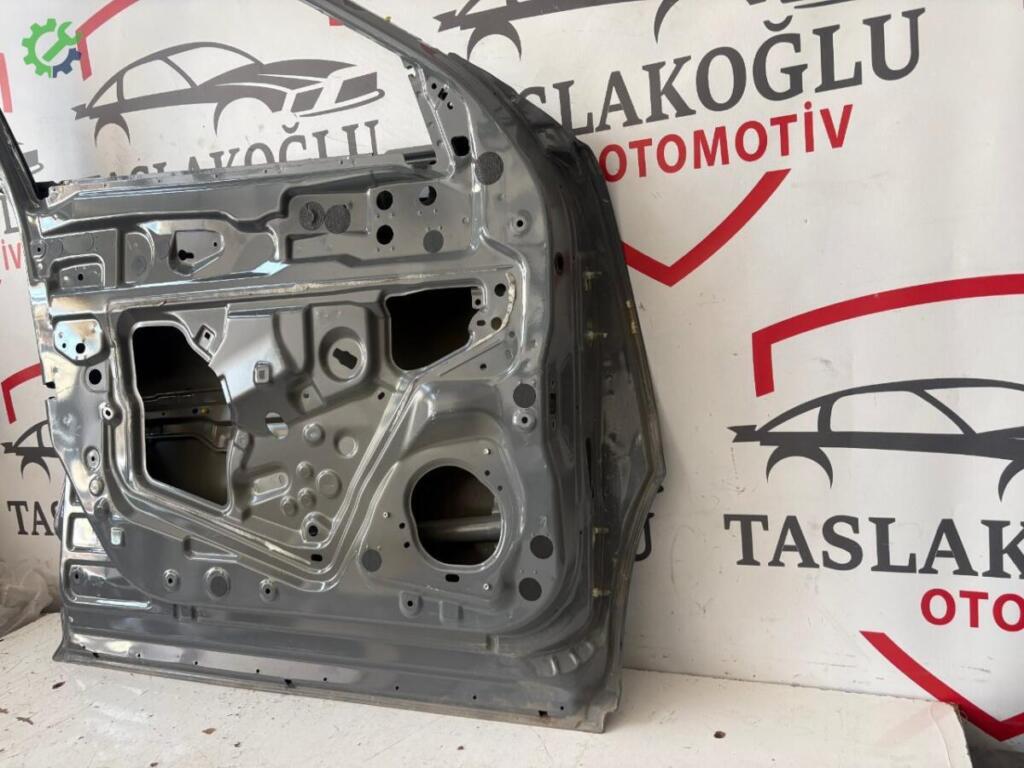 Nissan Juke Sol Ön Kapı çıkma parça