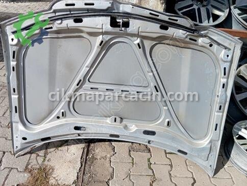 Volkswagen Golf Kaput çıkma parça