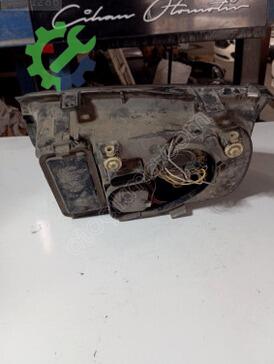 Volkswagen Bora Sağ Ön Far çıkma parça