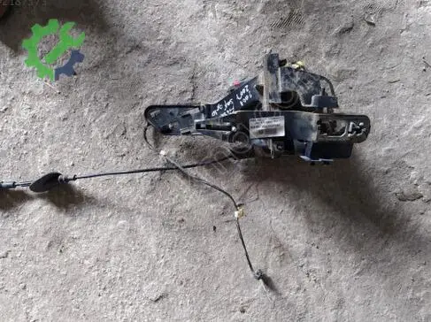 Ford Fiesta Sağ Arka Kapı Kilidi çıkma parça