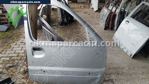 Renault Kangoo Sağ Ön Kapı çıkma parça