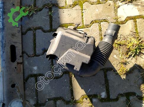 Peugeot 206 Hava Filtresi çıkma parça