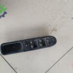 2002 2007 Peugeot 307 sol ön cam düğmesi
