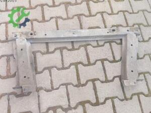 2002 2011 Renault Megane 2 alt travers ön parçası