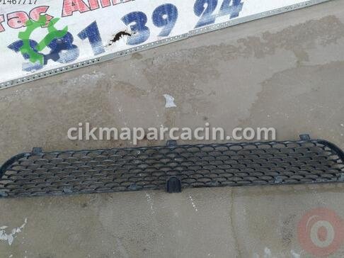 Ford Transit Ön Panjur çıkma parça