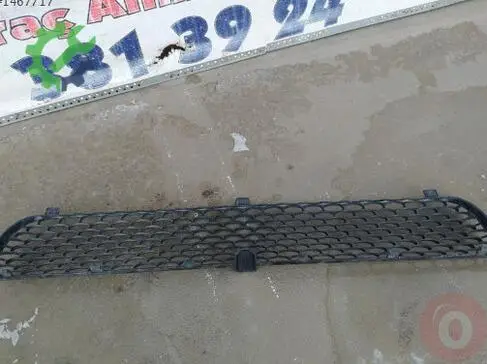 Ford Transit Ön Panjur çıkma parça