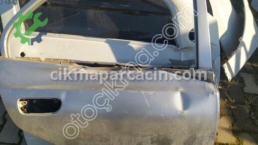 Hyundai Accent Sağ Arka Kapı çıkma parça