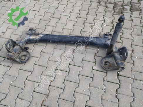Renault Laguna Arka Dingil çıkma parça