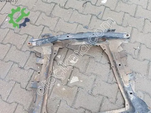Renault Kangoo Travers çıkma parça