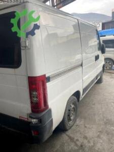 2003 PEUGEOT BOXER SAĞ ARKA ÇAMURLUK KESME ORJİNAL ÇIKMA