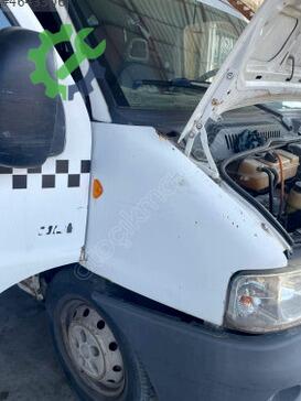 Peugeot Boxer Sağ Ön Çamurluk çıkma parça