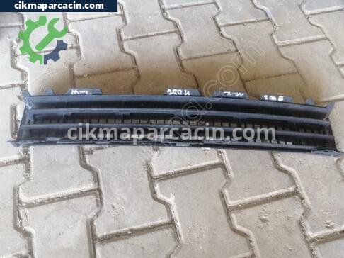 Renault Megane Tampon Izgarası çıkma parça