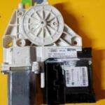 2004-2007 AUDİ A3 SOL ÖN CAM MOTORU ÇIKMA