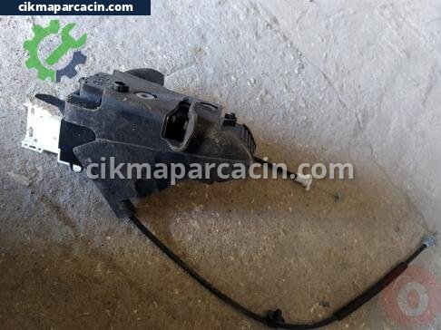 Citroen C4 Sol Ön Kapı Kilidi çıkma parça