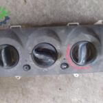 2004 2008 Renault Clio 2 kilima panel dügmesi