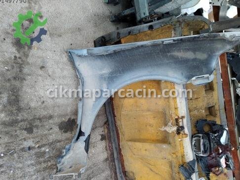 Renault Laguna Sol Ön Çamurluk çıkma parça