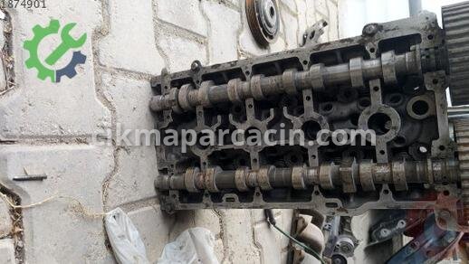 Renault Megane Silindir Kapağı çıkma parça