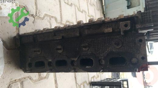Renault Megane Silindir Kapağı çıkma parça