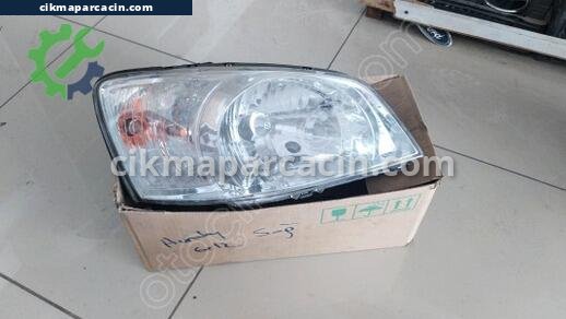 Hyundai Getz Sağ Ön Far çıkma parça