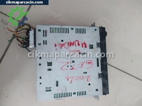 Hyundai Getz Teyp çıkma parça