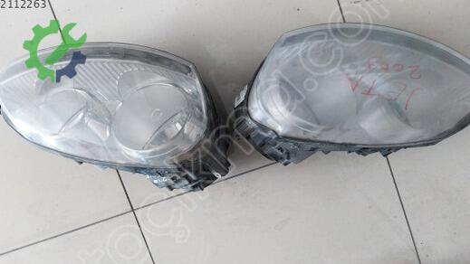 Volkswagen Jetta Sağ Ön Far çıkma parça