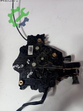 Volkswagen Transporter Sağ Kapı Kilidi çıkma parça